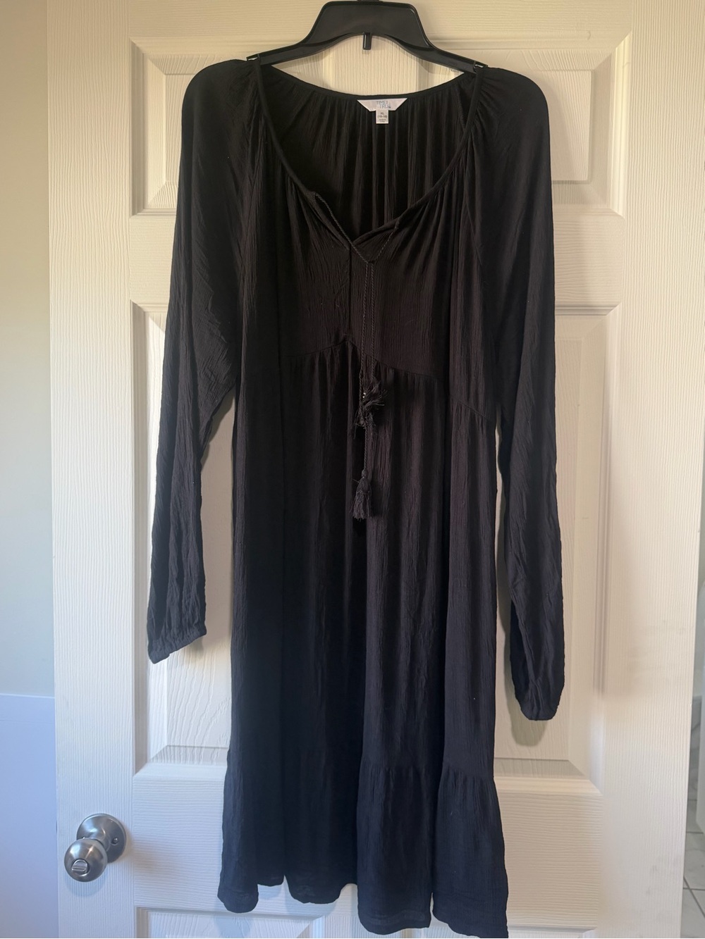 Black Long Sleeve Peasant Dress - xl